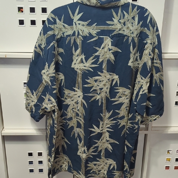 Jamaica Jaxx Navy Silk Shirt - Picture 5 of 5